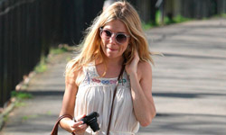 一起去流浪吧！女星教你穿出嬉皮mix波西米亞風 波西米亞、嬉皮、流浪、席安娜米勒、凱特摩絲