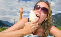 不吃甜的受不了？吃糖不癡肥的熱量大解析 甜食、白糖、黑糖、蜂蜜、楓糖