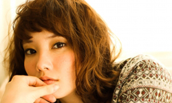 剛睡醒般慵懶迷人  日雜模特兒空氣感髮型 日雜、蓬鬆、微捲、空氣感、髮型