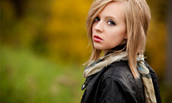 發現好聲音：英國療癒系翻唱小天后Madilyn Bailey Madilyn bailey、英國、Titanium、Is Anybody Out There、Part of Me 