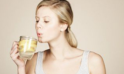 沒跟你開玩笑！喝熱開水就可以養生    養生、保健、健康、保養、熱開水