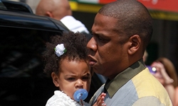 7月19日 大明星小狗仔：哪個妹膽敢熊抱尼坤！ 韓星、尼坤、2PM、麥可菲爾普斯、錦榮