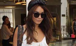 時尚大PK：逛街就要Casual Look  女星出門穿什麼？ 時尚、潔西卡艾芭、蕾哈娜、凡妮莎、Olivia Palermo