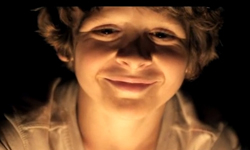 好鼻酸！小男孩離家千百里、不吃不喝只為了.... 微電影、MY CONSTELLATION、父親節、父親、禮物