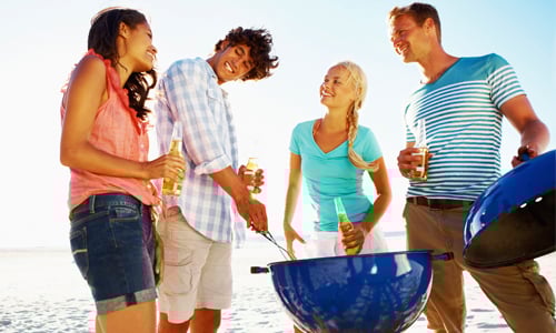 走路讓對方走內側超貼心！讓曖昧期熱度升高的10個小舉動 曖昧、加分、女生、男生、貼心