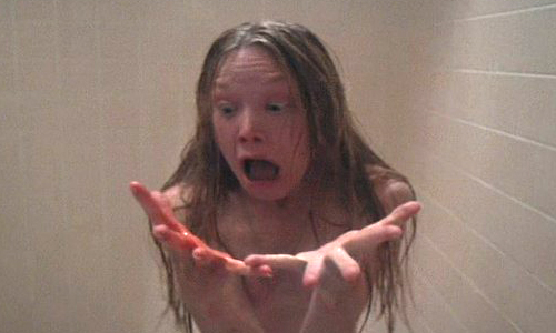 恐怖片嚇到她心靈創傷　17歲少女靈異幻視40年 恐怖、電影、恐怖片、幻視、幻覺