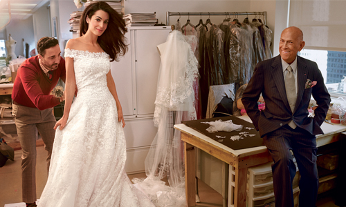 花邊教主、凱莉都愛的紅毯大師  穿過Oscar de la Renta華服的名女人 紅毯大師、Oscar de la Renta、婚紗、高級訂製服、Haute Couture、關穎、凱特柏斯沃、Kate Bosworth、艾穆克隆尼、Amal Clooney、花邊教主、凱莉、莎拉潔西卡派克、Sarah Jessica Parker、蜜雪兒歐巴馬、Michelle Obama