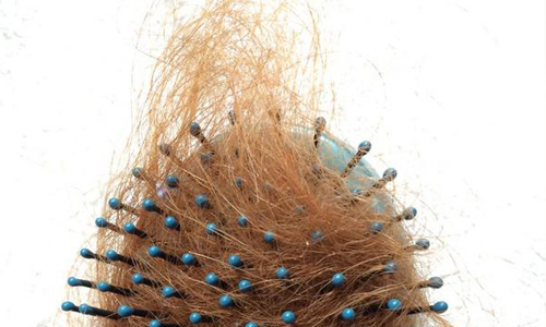 真的不用羨慕我們！多髮量女孩的8個煩惱 髮量多、髮型、女孩、煩惱、掉髮