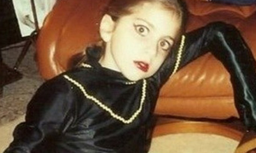 潔西卡艾芭超作弊！10位大明星的兒時萬聖節變裝秀 兒時、萬聖節、變裝秀、歐美、明星