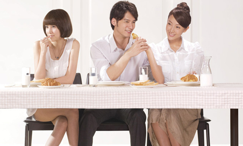 姊妹的男人永遠都別碰！女生交友圈的6大禁忌行為 女生、友情、姊妹、朋友、閨蜜