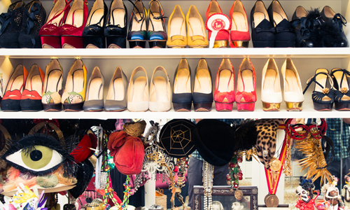 更衣間裡都是小貓鞋？夢幻鞋履設計師Charlotte Olympia的香閨 小貓、高跟鞋、穿搭、時尚、設計師、Charlotte Olympia、香閨、Charlotte Olympia Dellal、Charlotte Olympia Dellal、房間、女生、私密