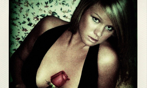 每逢空虛寂寞就想找男人？俄羅斯女孩在交友網站其實會... Dan Hayon、My Russian Spam Beauties、交友網站、俄羅斯、女孩