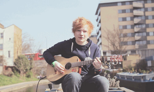 妞快報：為癌童實現心願 英國男歌手探病接受粉絲求婚 妞快報、紅髮艾德、Ed Sheeran、訂婚