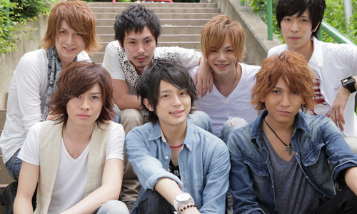 三次元版《櫻蘭高校男公關部》？日本男模酒吧讓你一飽眼福 日本、新宿、男模、酒吧、咖啡廳、IKEMEN、Cafe、Bar、AJITO、冰淇淋、眼福、幸福