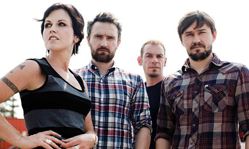 妞快報：知名樂團主唱搞什麼飛機？左攻空姐右捶警察行為脫序 小紅莓樂團、桃樂絲、 Dolores O'Riordan、夢中人、dreams