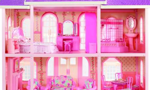 芭比也曾住過寒酸厚紙板房！芭比夢幻豪宅進化史 可愛、夢幻、芭比、豪宅、肯尼、寵物、童年、童趣5