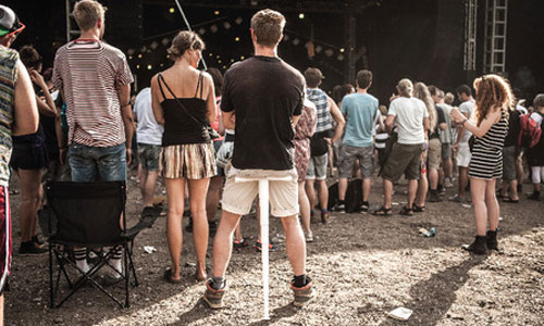 從口袋裡變出一張椅子 鋁罐型隨身收納椅《Sitpack》集資中 折凳、板凳、Sitpack、童軍椅、 kickstarter