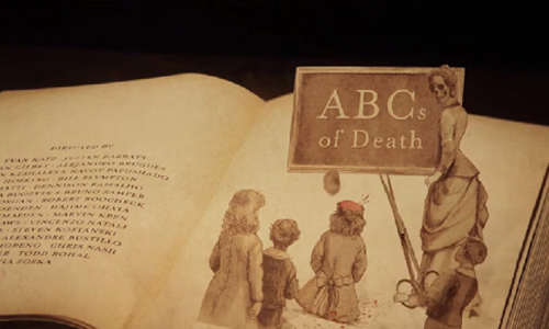 用同學的腸子盪鞦韆…肚破腸流講堂開課囉 26種死法、獵奇、校園、肚破腸流、腸子、盪鞦韆、跳繩、腰斬、頭顱、踢頭、血流、陰森、恐怖、 the ABCs of Death、死亡的ABC、鬼老師