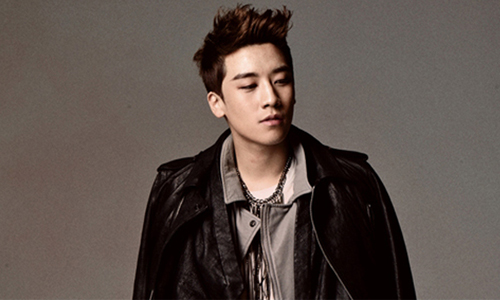 妞快報：勝利車禍後首度更新微博！消瘦自拍粉絲喊心疼 BIGBANG、勝利、車禍、自拍、微博