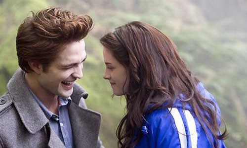 可是，貝拉我們回不去了！《暮光》迷該更新的6個進度 飢餓遊戲、暮光之城、貝拉、愛德華、羅伯派汀森、泰勒洛納、電影、奇幻、吸血鬼