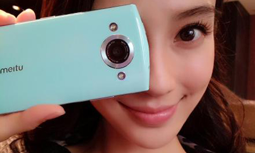 連錄影也能修修臉！自拍控必備的美圖手機M2 手機、美圖秀秀、美顏、修圖、錄影、攝影、照相、Angelababy、自拍