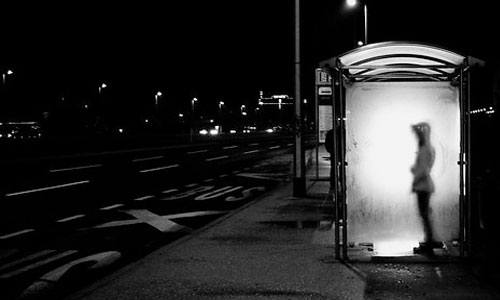 能夠平安回家最重要！夜歸女子必下載的求救App《救覓.HelpMee》 求救、App、通報、夜歸、女子、女性、安全