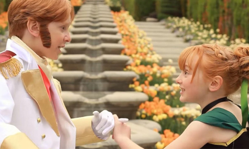 自製真人版MV點擊上億！靠《冰雪奇緣》月入30萬的超強一家人 冰雪奇緣、安娜、艾莎、迪士尼、 Robbie Bagley