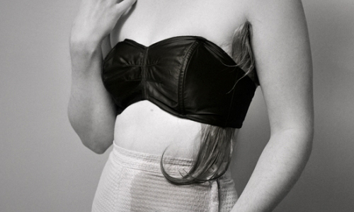 腋毛不拔輪不到你管！女性毛髮幽默攝影集 頭髮、攝影、審美、社會、叛逆