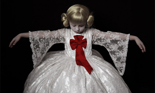 美麗詭譎的暗黑童話　魔性蘿莉攝影集笑得你心寒 藝術家、 Adriana Duque、攝影、魔幻、陰森