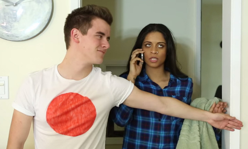 如果月經擬人化…3分鐘搞笑影片看經期9大症狀 月經、幽默、爆笑、搞笑、正妹