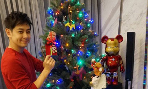 妞快報：林志穎巧扮聖誕老人 kimi眼睛發亮收禮 妞快報、林志穎、聖誕節