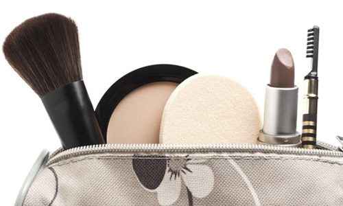 不再砸大錢！節儉女必學10個延長化妝品期限的小撇步 ibeauty、化妝品、保養品、細菌、指甲油