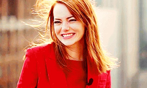 妞快報：如果你想偷拍艾瑪史東，她會…！ 妞快、艾瑪史東、安德魯加菲爾德、蜘蛛人情侶檔、偷拍