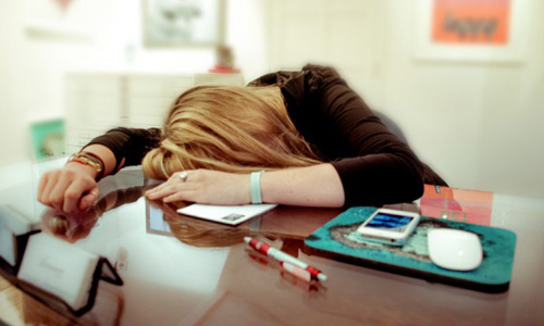 你累了嗎？這9個跡象顯示你工作太操啦！ 職場、工作、壓力、上班、私生活、私話題