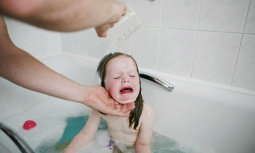 不愛洗澡的水水有福了！專家告訴你天天洗澡可不一定是好事 洗澡、乾淨、髒、喜歡、討厭