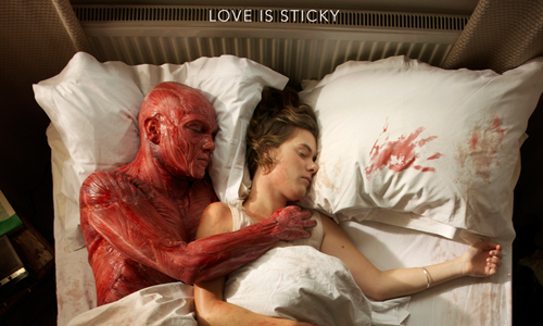 為了愛，你願意剝下你的皮嗎？短片呈現血淋淋赤裸愛戀 男友、He Took His Skin Off For Me、Ben Aston、愛情、微電影