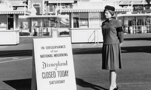 「快樂」也必須放假...歷史上迪士尼樂園唯一休息的三個日子 迪士尼樂園、快樂、Disneyland、甘迺迪總統遇刺、北嶺大地震、911恐怖攻擊事件、悲傷、歷史、知識