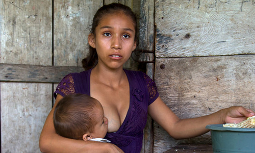 合法童婚=悲慘人生！少女淪性奴、傾訴殘酷血淚現實 童婚、女生、女孩、結婚、孩童、婚姻、瓜地馬拉、Stephanie Sinclair、攝影、中美洲、國家