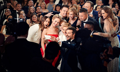 你看過這個角度的最強自拍嗎？一窺奧斯卡的幕後秘密趣聞 Art Streiber、奧斯卡、oscar、幕後、名人