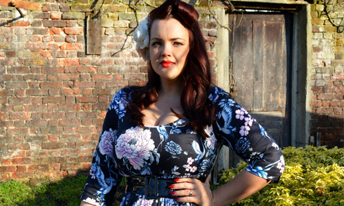 厚片女孩時尚救星底家！6位值得關注的大尺碼部落客 厚片女孩、大尺碼、部落客、Tanesha Awasthi、Gabi Gregg