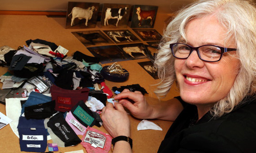 挑戰你的創造力！巧手藝術家將衣服標籤拼貼成...... Joy Pitts、Paul Smith、設計、衣服、標籤