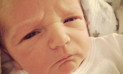 才幾歲就這麼滄桑？十張圖證明萌寶是最可愛的小老頭 萌寶、小老頭、可愛、老成、寶寶