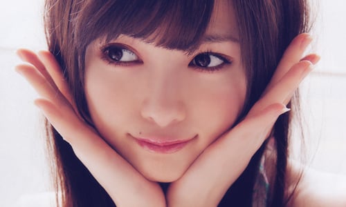 惱人的瀏海有得救了！4招讓斜瀏海馬上乖乖聽話 瀏海、煩人、亂翹、斜瀏海、整理