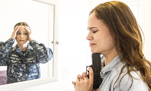 「參戰經歷逼我想自殺」軍人的心境‧心鏡攝影集 戰爭、參戰、反恐、經歷、經驗