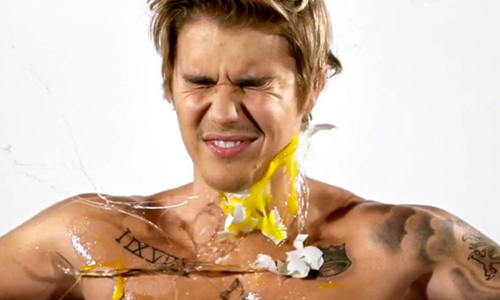 「唯一會想follow你的人在監獄」13句惡毒批評顯示小賈從良之路不好走 痛批、小賈斯汀、毒舌、Justin Bieber、吐槽大會、Comedy Central Roast、吐槽