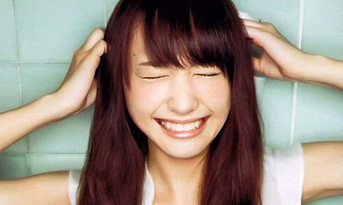 還在羨慕女明星的動人長髮？5招超實用省時小撇步還你美麗秀髮 女明星、省時、小撇步、秀髮、美麗、護髮、頭皮、閃耀動人、毛躁、分岔、打結、樂佩、長髮、困擾、實用、省時