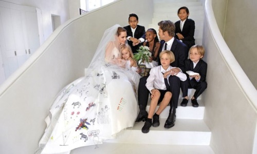 妞快報：「我不能再生小孩了」裘莉繼切乳後再摘卵巢！ 妞快報、安潔莉娜裘莉、裘莉、切除、乳房、卵巢、乳癌、卵巢癌、遺傳、基因