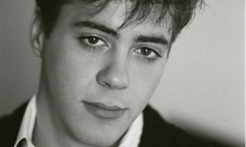 大明星俗照出土！回顧好萊塢明星的青澀時代 明星、好萊塢、大明星、舊照、俗、土、差異、小勞勃道尼、葛妮絲派特洛、強尼戴普、歌蒂韓、貓王、蜜雪兒威廉斯、丹尼爾克雷格、海倫娜寶漢卡特、凱特摩絲