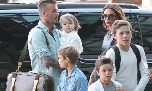 生那麼多是要組足球隊嗎？這6位藝人都想要一直生一直生 布蕾克萊佛莉、Blake Lively、媽咪、Mommy、雷恩葛斯林、Ryan Gosling、泰勒絲、Taylor Swift、茱兒芭莉摩、Drew Barrymore、賽琳娜戈梅茲、Selena Gomez、貝克漢、David Beckham