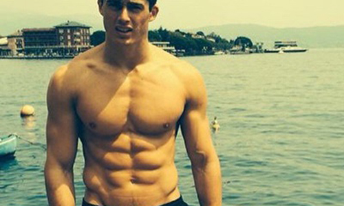 數學老師也是八塊肌名模！26歲歐洲健美模特兒冠軍Pietro Boselli Pietro Boselli、老師、壯、健壯、模特